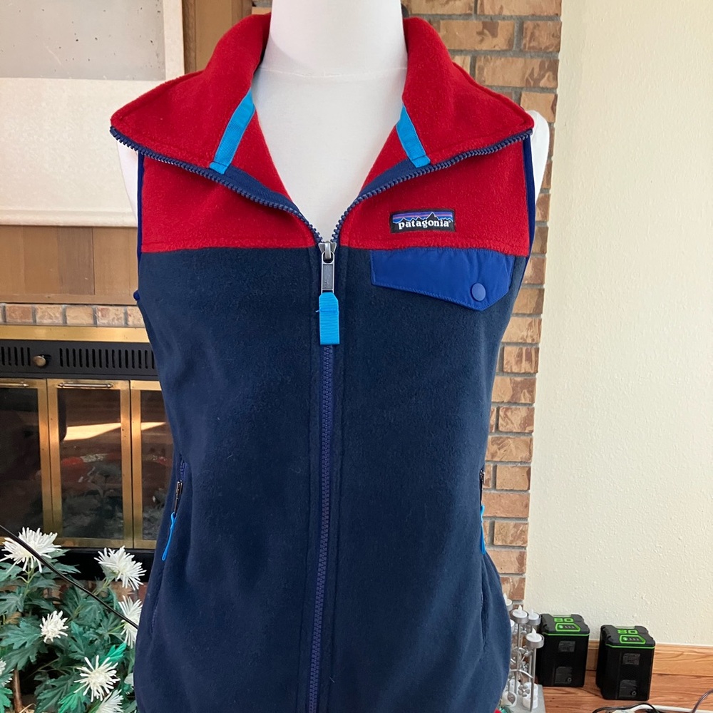 NWT Patagonia Synchilla Snap-T Red & Blue Fleece Vest w/ zip & snap pockets, XS